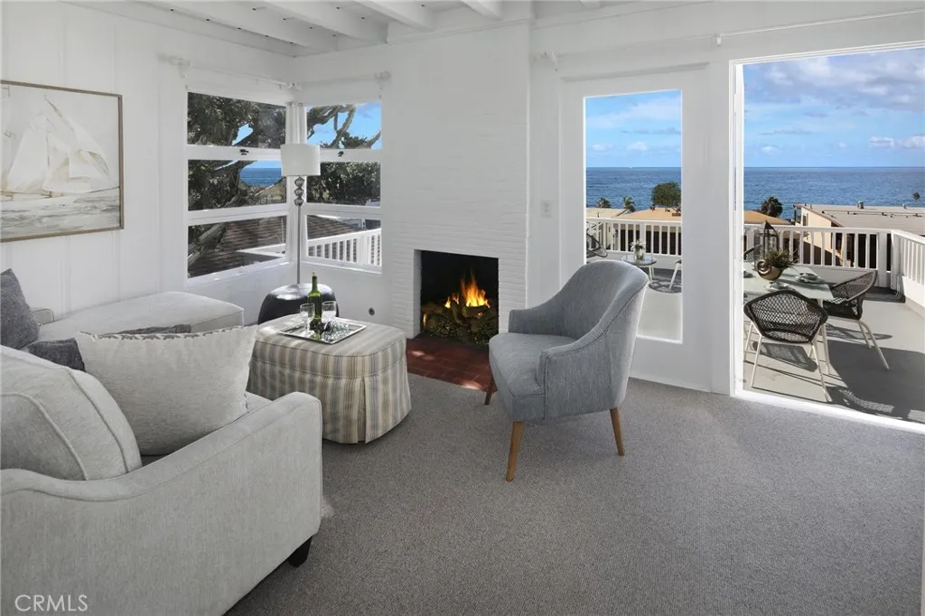 Laguna Beach, California 92651, United States, 3 Bedrooms Bedrooms, ,3 BathroomsBathrooms,Residential,Active,184758