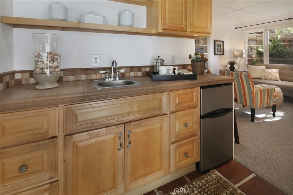 Laguna Beach, California 92651, United States, 3 Bedrooms Bedrooms, ,3 BathroomsBathrooms,Residential,Active,184758