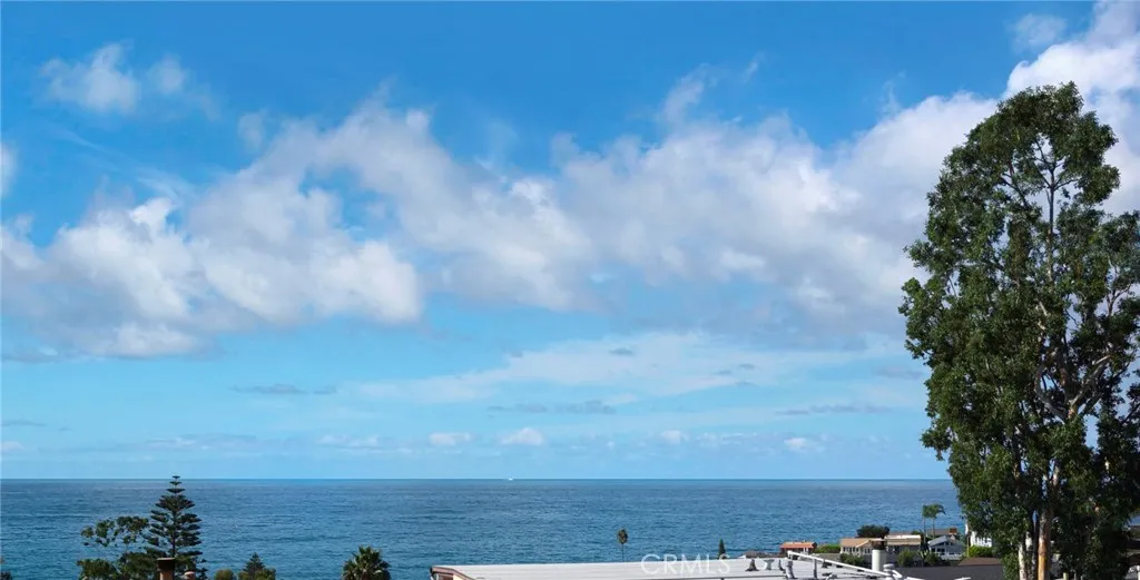 Laguna Beach, California 92651, United States, 3 Bedrooms Bedrooms, ,3 BathroomsBathrooms,Residential,Active,184758