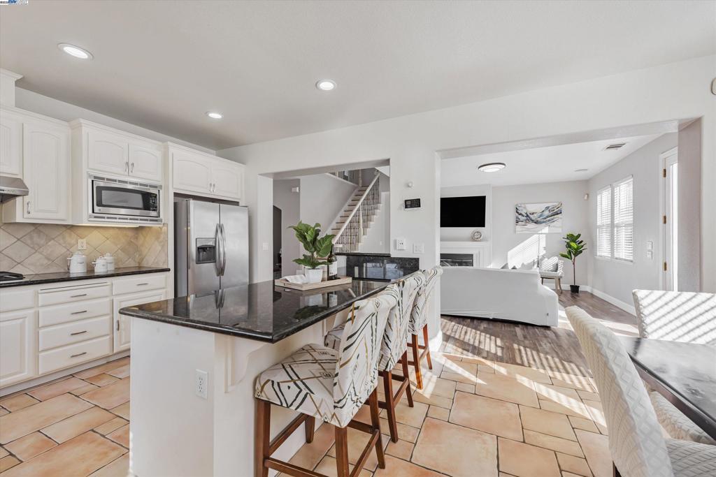 FAIRVIEW - Residential