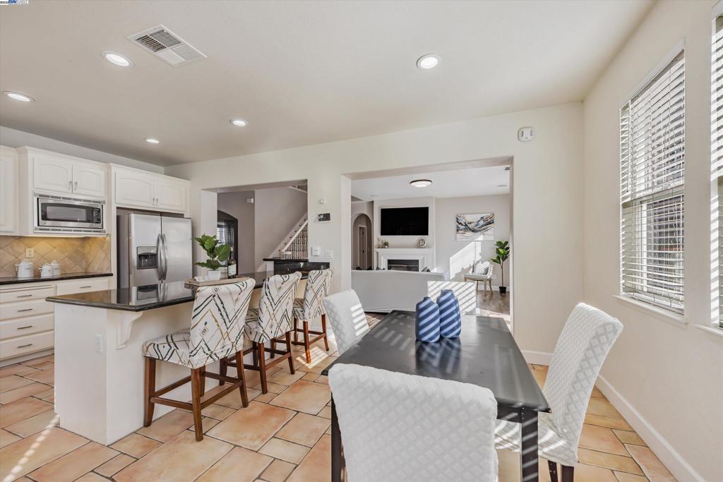 FAIRVIEW - Residential
