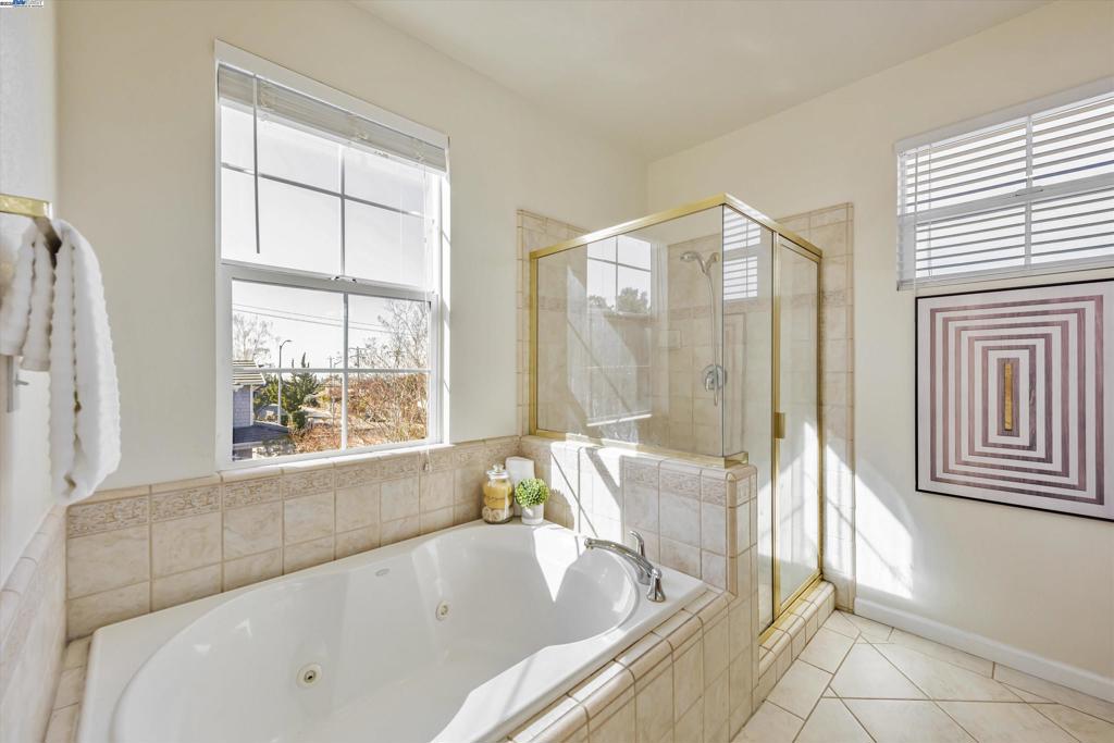 FAIRVIEW - Residential