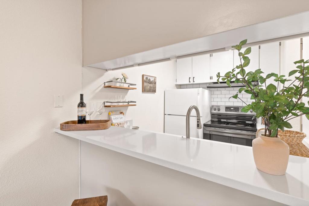 4333 Shelter Creek Lane