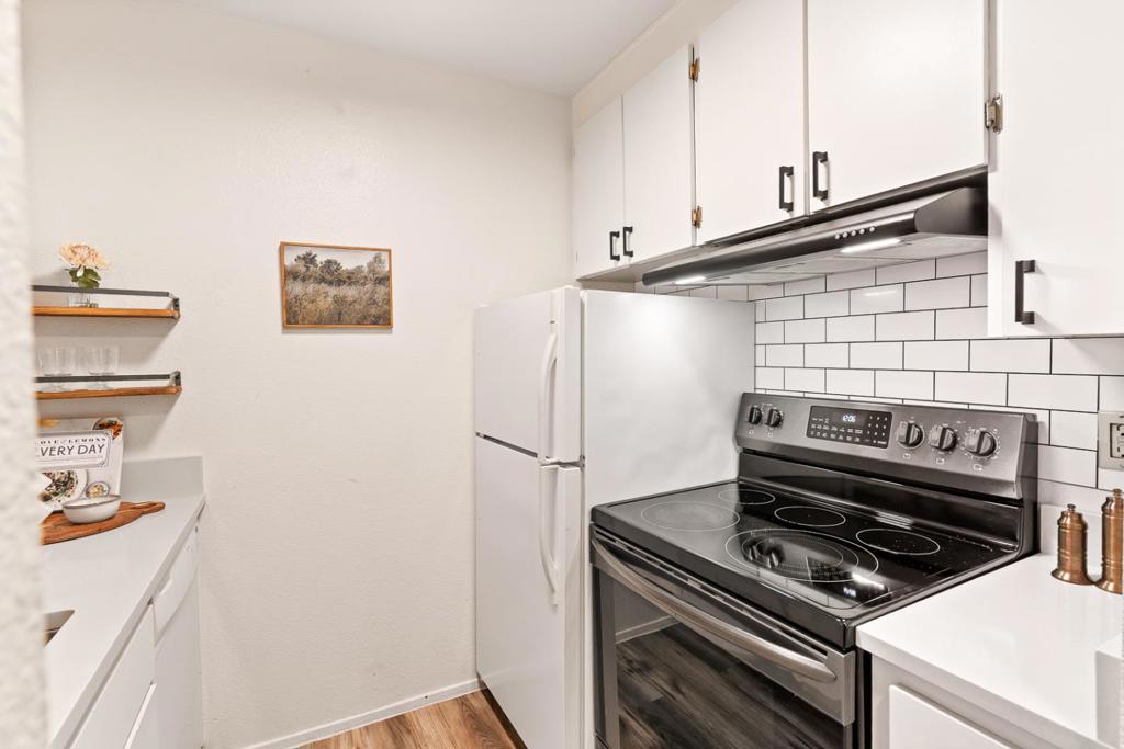 4333 Shelter Creek Lane