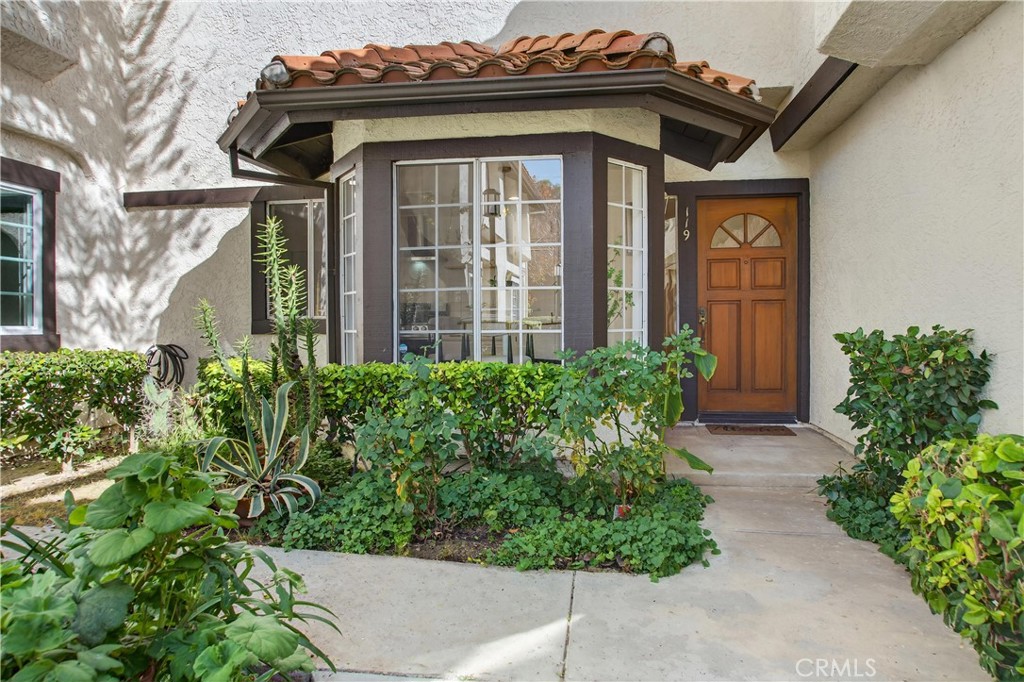 5534 Las Virgenes 119