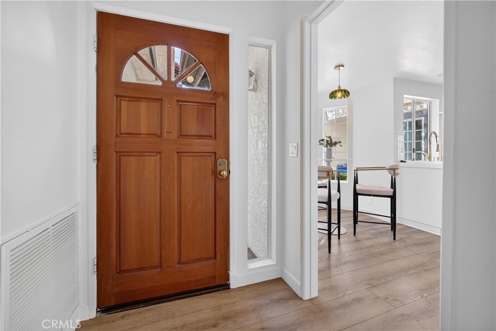 5534 Las Virgenes 119