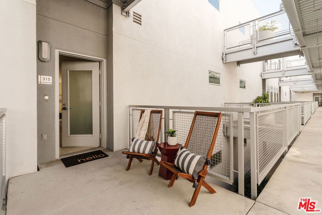 435 W Center Street 315