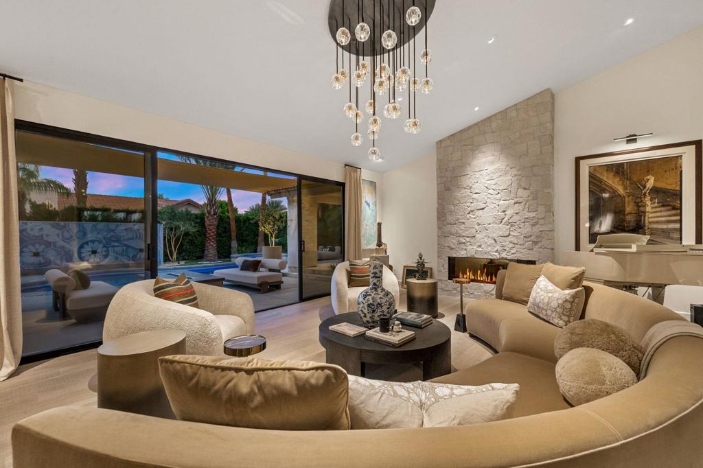 Avondale Country Clu - Residential