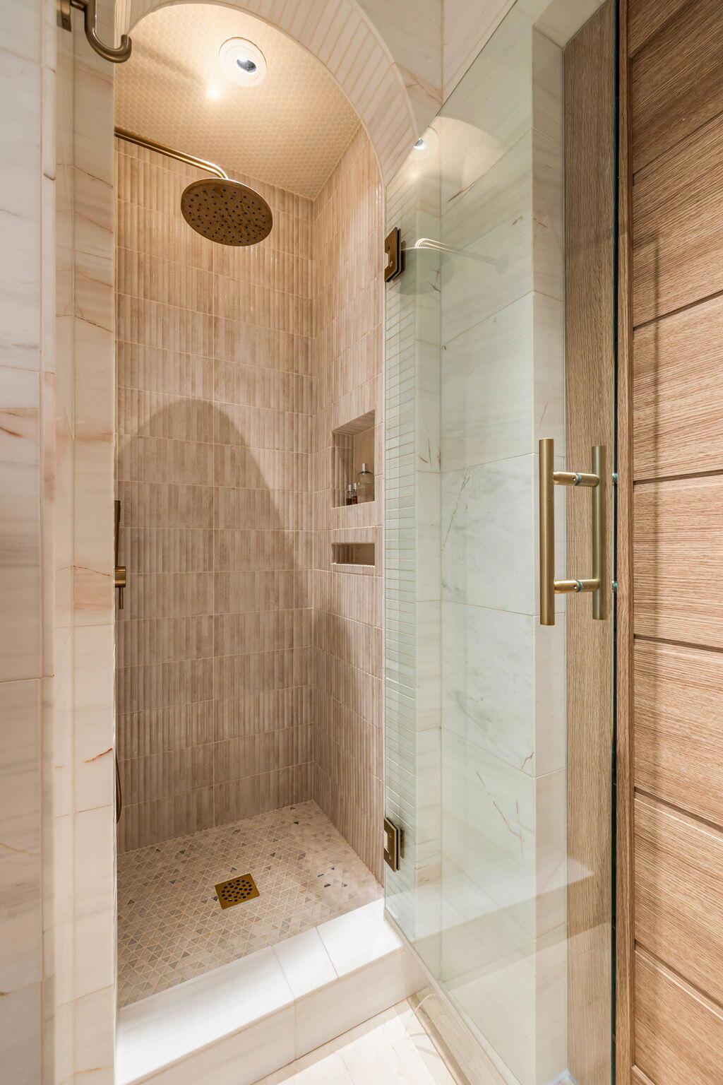 Avondale Country Clu - Residential