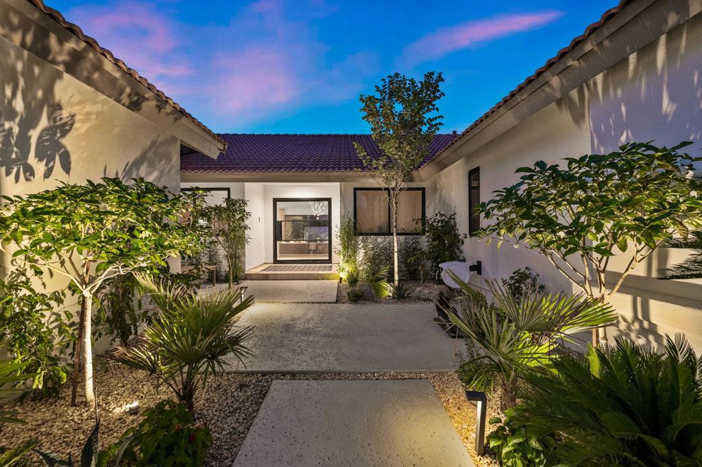 Avondale Country Clu - Residential