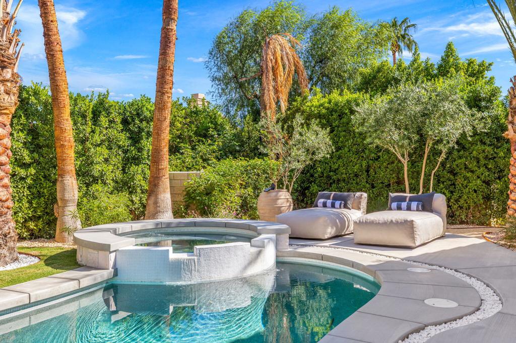 Avondale Country Clu - Residential