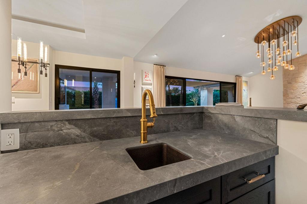 Avondale Country Clu - Residential