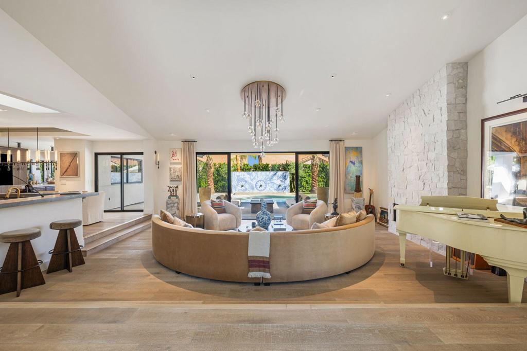 Avondale Country Clu - Residential