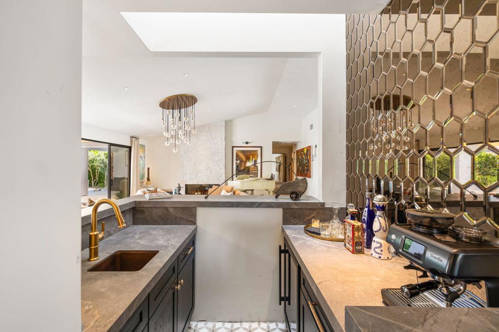 Avondale Country Clu - Residential