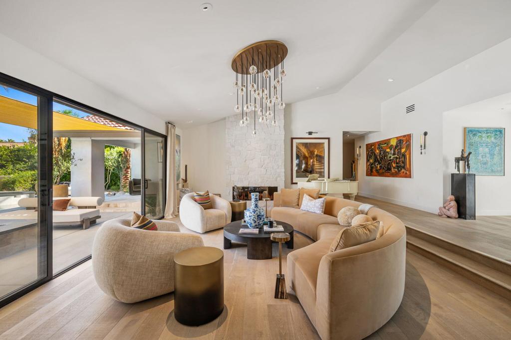 Avondale Country Clu - Residential