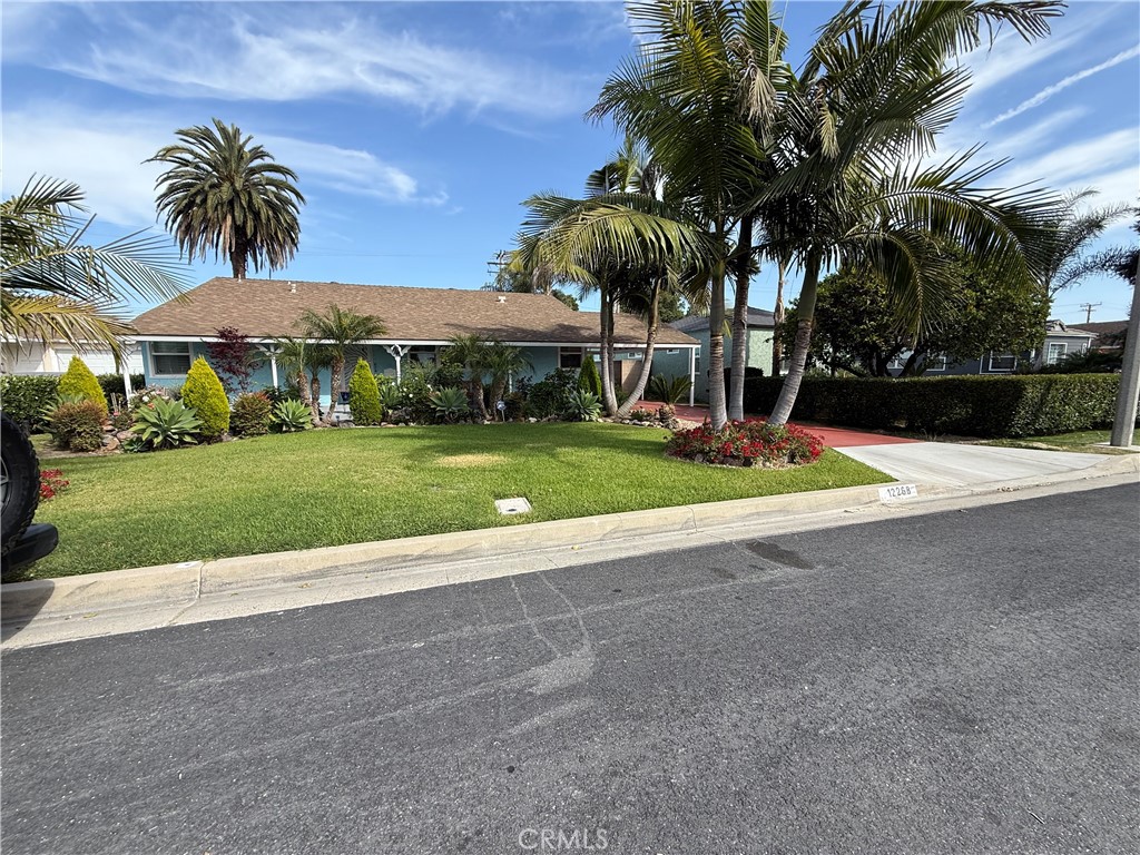 12268 Samoline Avenue