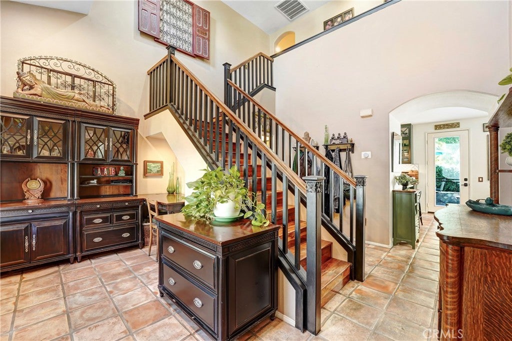 23312 Montecito Place