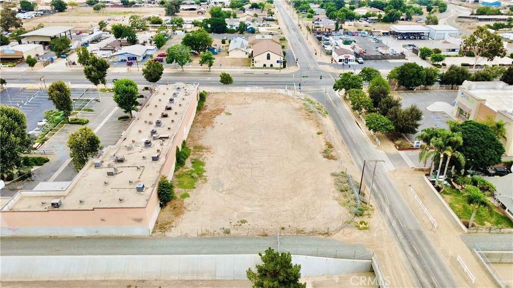 0 6th & Valleyview
