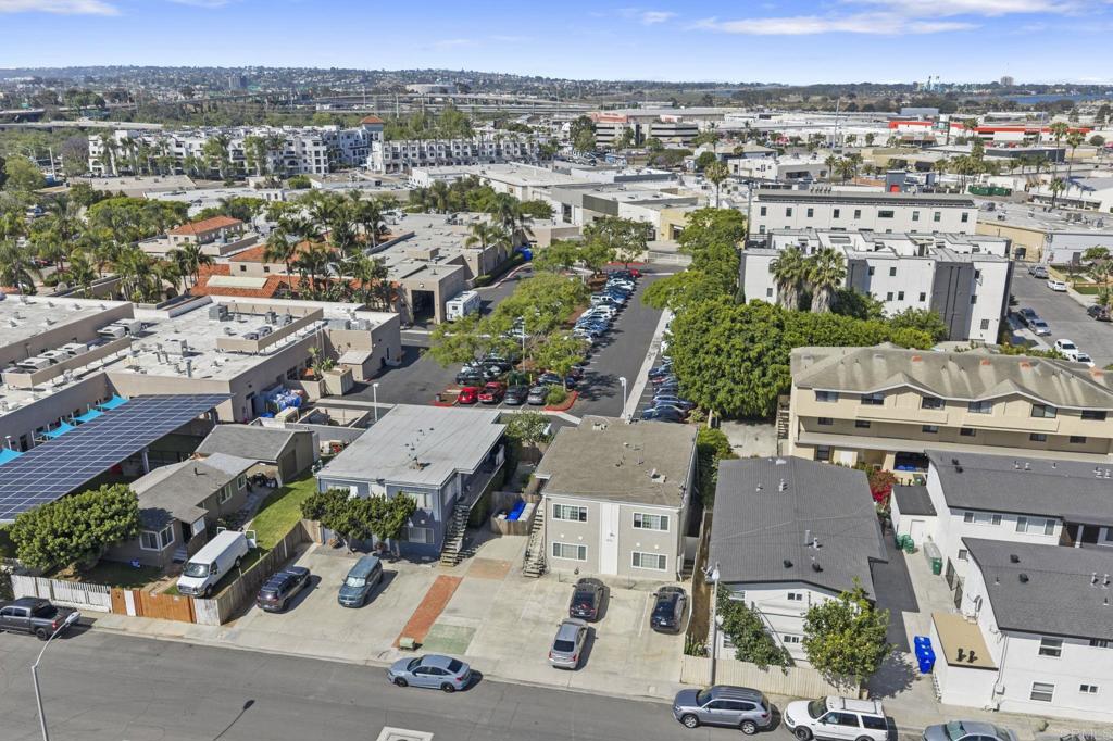 1212 AZUSA Street