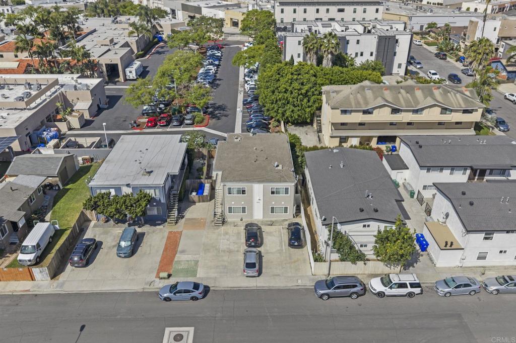 1212 AZUSA Street
