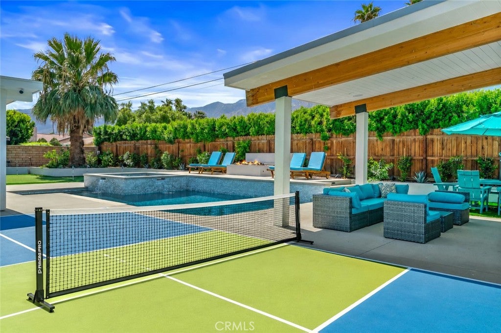 1995 N San Clemente Road
