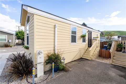 Tiny photo for 145 South Street #B5, San Luis Obispo, CA 93401 (MLS # SC26003874)