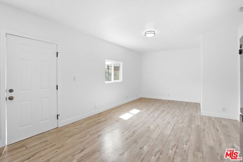 208 W 49th Street