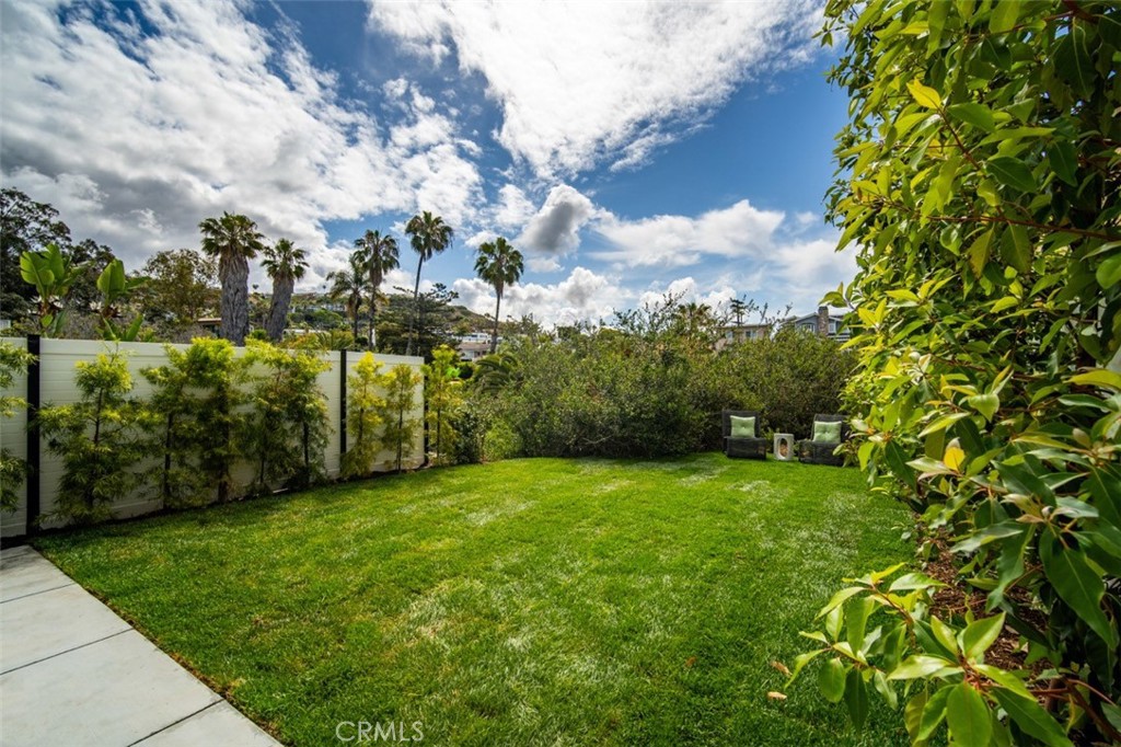 229 Avenida Monterey 1