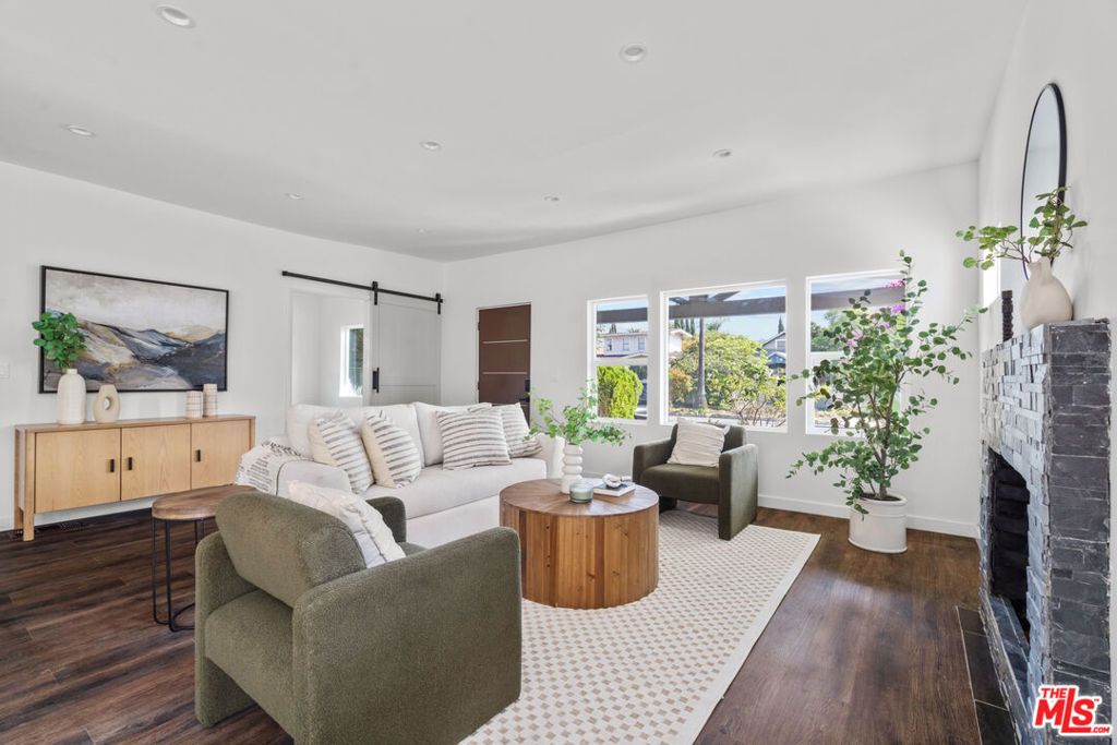 Photo of 2209 West Boulevard, Los Angeles, CA 90016 (MLS # 25603789)