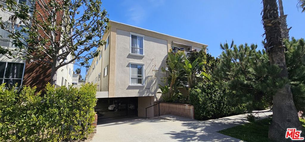 Investment opportunity in prime Santa Monica location! 10-unit apartment building North of Wilshire Blvd. across from Christine Emerson Reed Park. Situated near Downtown and Midcity Santa Monica, surrounded by restaurants and shops, and just minutes from the beach and 10 Freeway. Strong unit mix consisting eight 2-Bedrooms and two 1-Bedrooms, all occupied. Gated garage parking. Bread and butter investment opportunity! Unique potential for development as our listing is located between two properties separately listed for sale. A once in a lifetime chance to develop on the corner of Wilshire and Lincoln!
