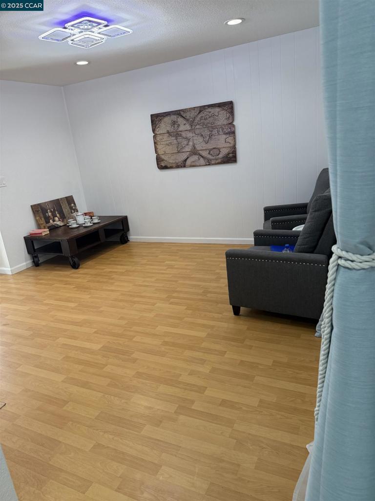 SUMMERWOOD WEST - Residential