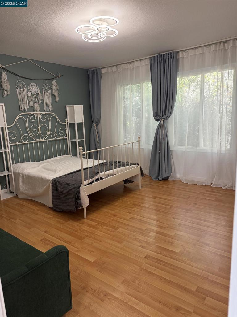 SUMMERWOOD WEST - Residential