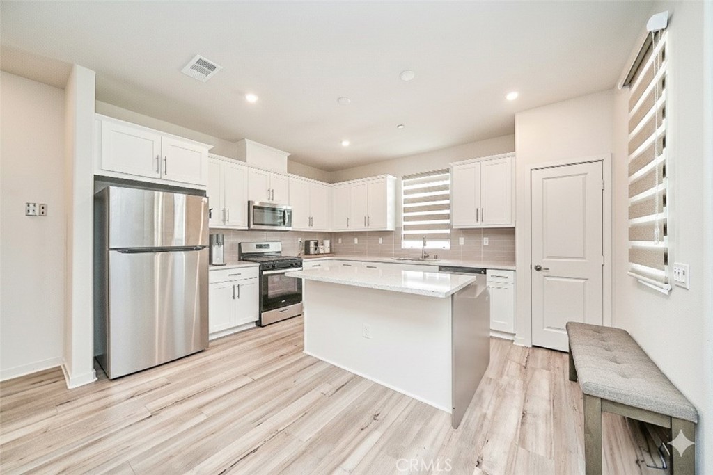 163 Dove Landing