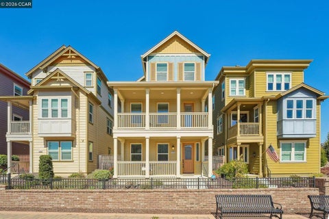 Photo of 1902 Shasta Ln LN, Hercules, CA 94547 (MLS # 41146905)