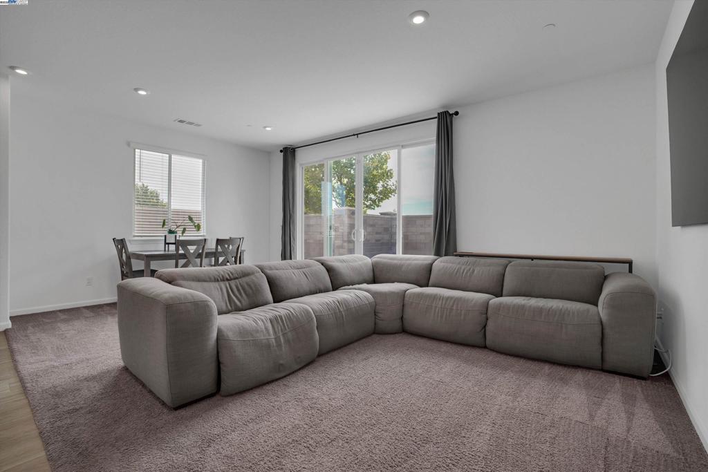 Not Listed - Residential