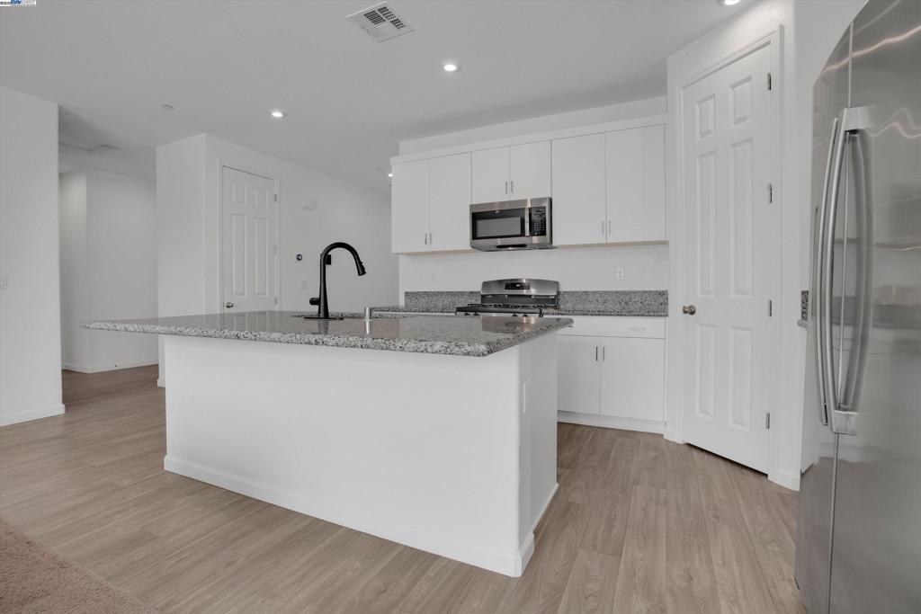 Not Listed - Residential