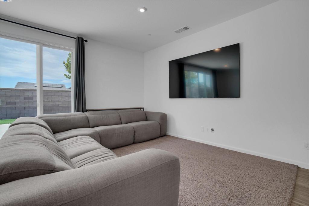 Not Listed - Residential