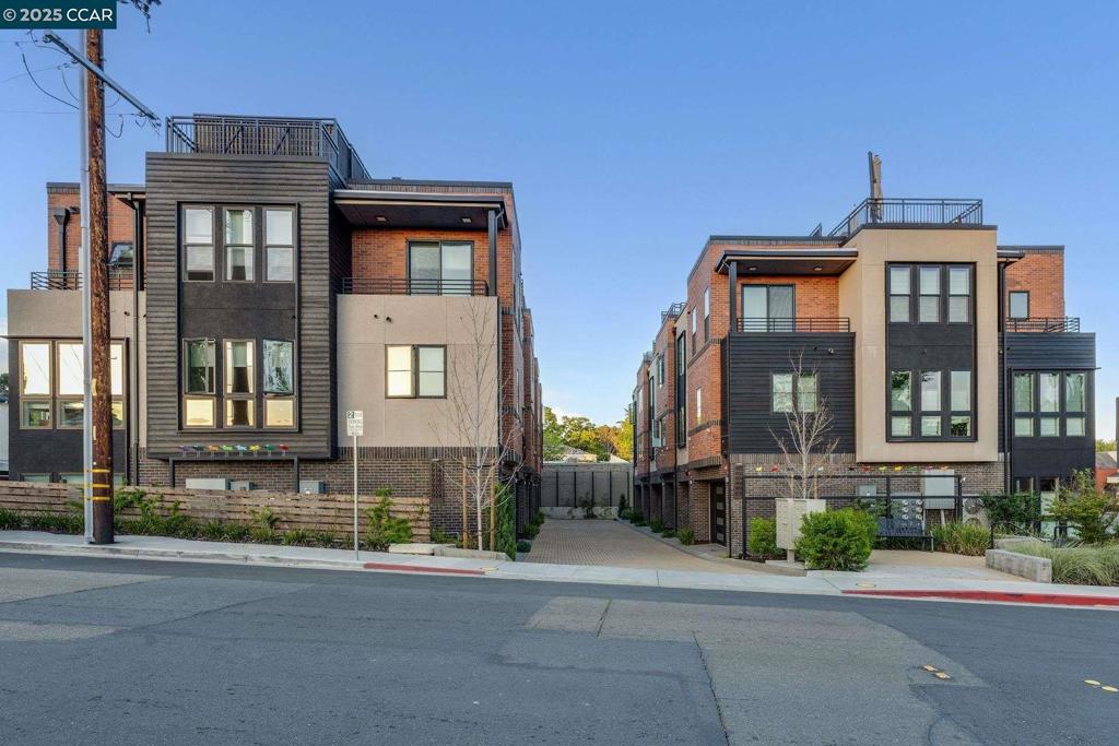 DOWNTOWN LAF - Residential