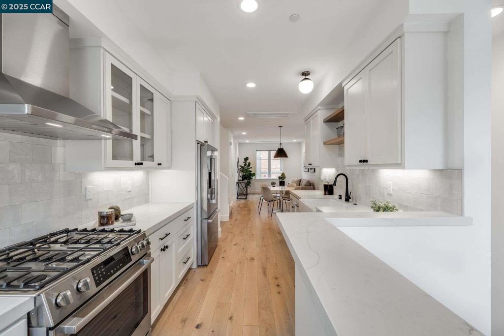 DOWNTOWN LAF - Residential