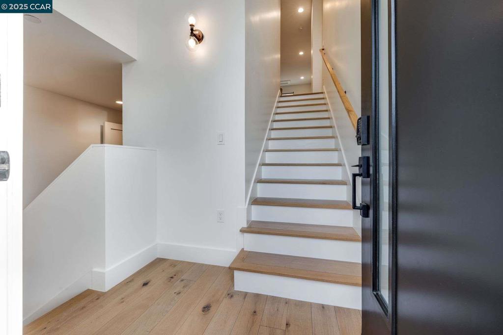 DOWNTOWN LAF - Residential