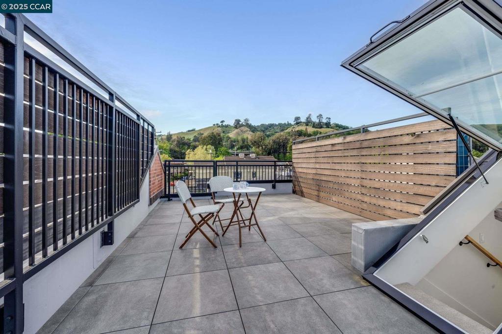 DOWNTOWN LAF - Residential