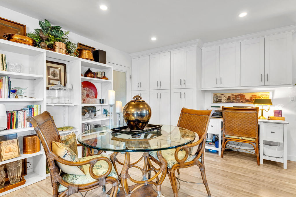 Parkview Mobile Esta - Manufactured In Park