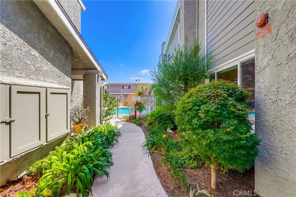 609 Meyer Lane 11