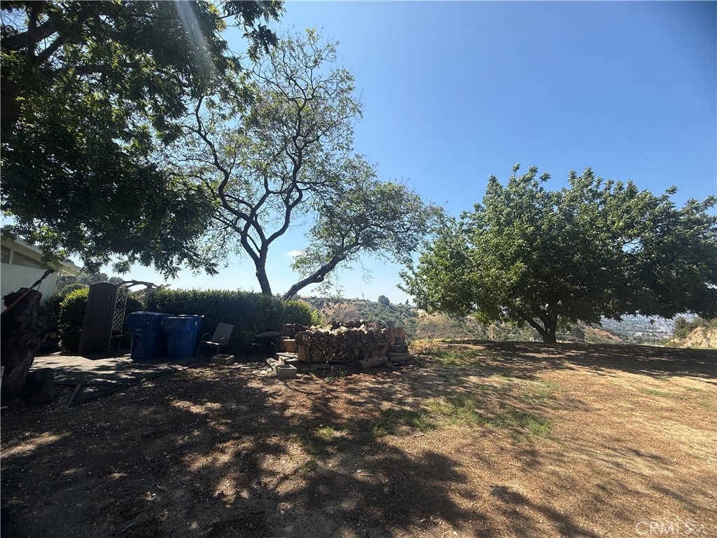 3511 Beverly Glen Boulevard