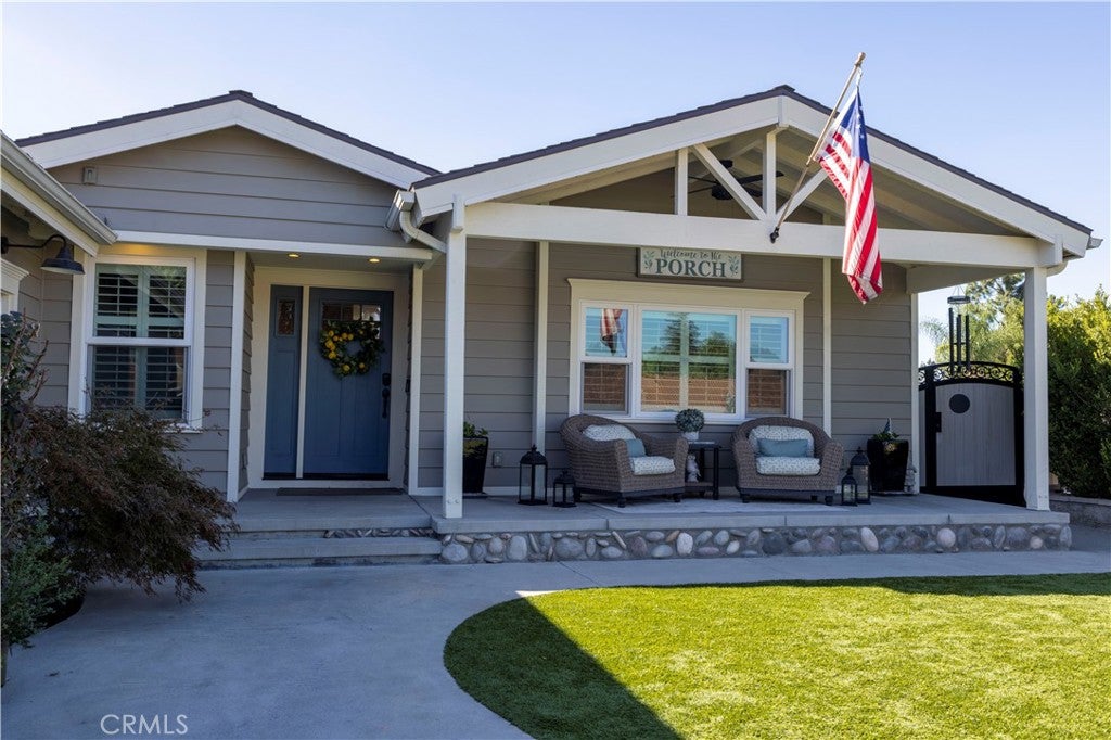 305 N Prospectors Road