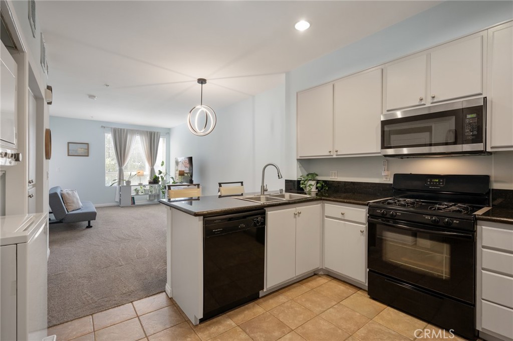 2742 cabrillo avenue 204