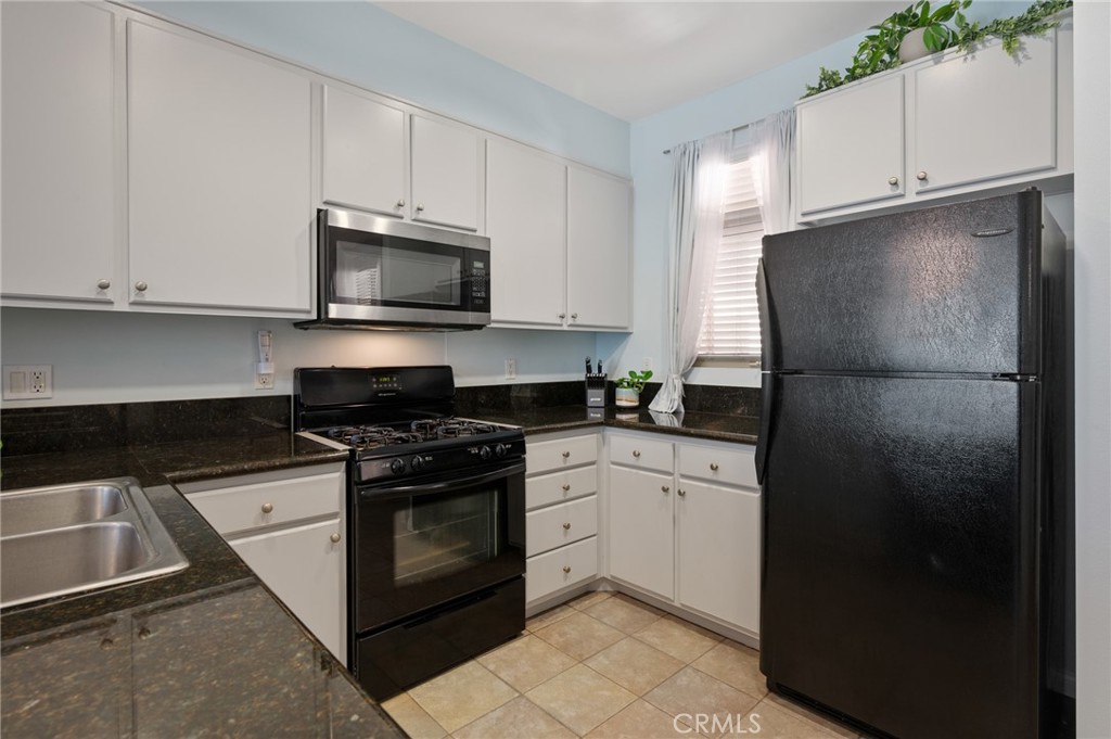 2742 cabrillo avenue 204
