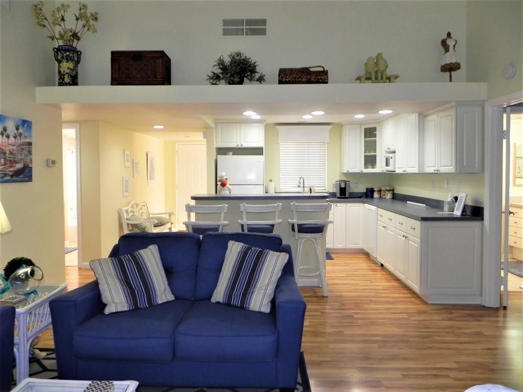 listing image 130721567476609462708