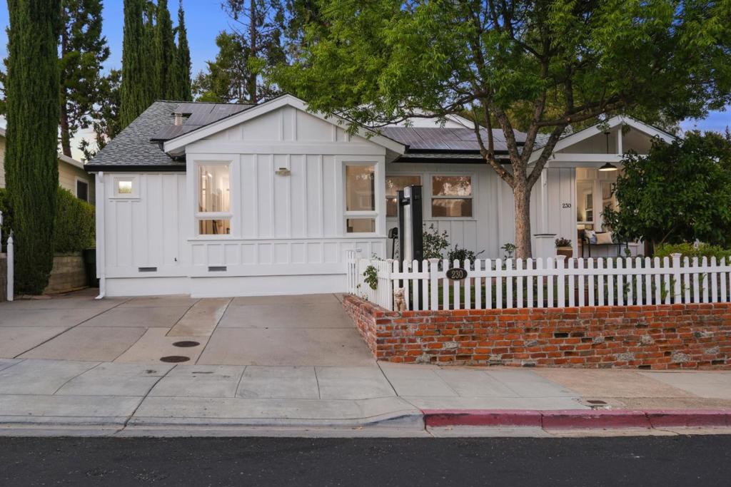230 San Mateo Avenue