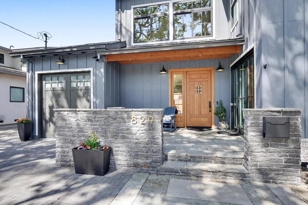 Photo of 829 Nevada Avenue, San Jose, CA 95125 (MLS # ML82039099)